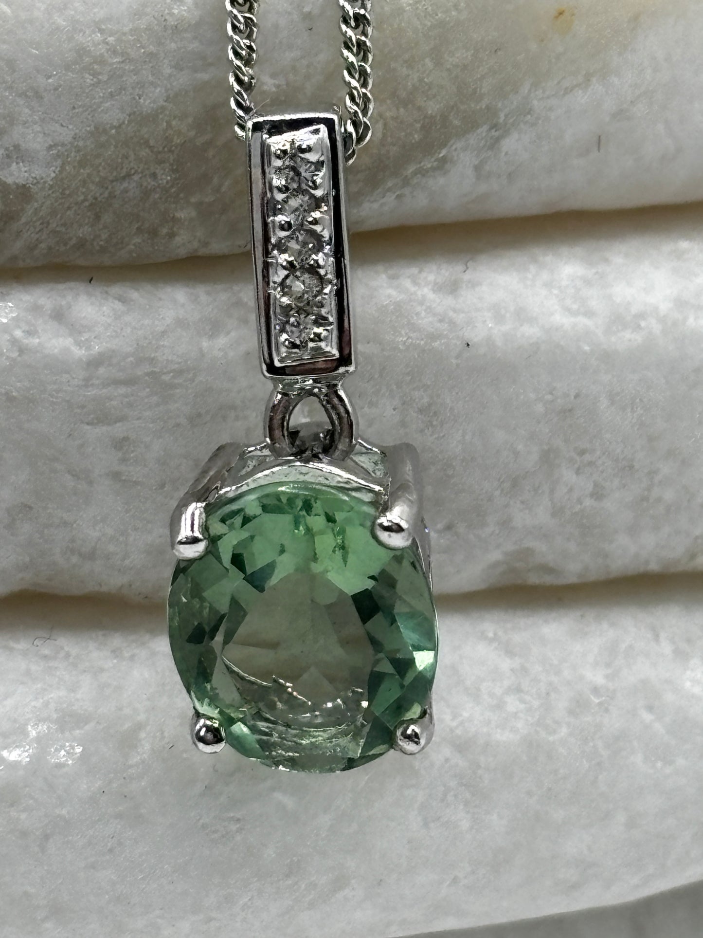 925 Sterling Silver Green Tourmaline Solitaire Pendant on 45cm Chain