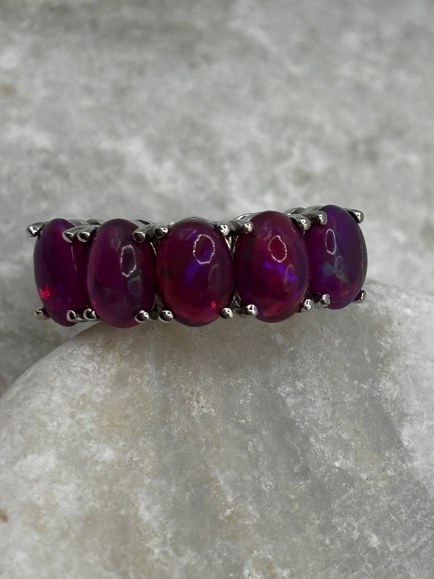 925 Sterling Silver Purple Pink Opal Cabochon Half Eternity Band Ring - Size O