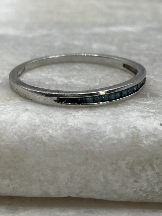 925 Sterling Silver Blue Diamond Stacking Band - Size O