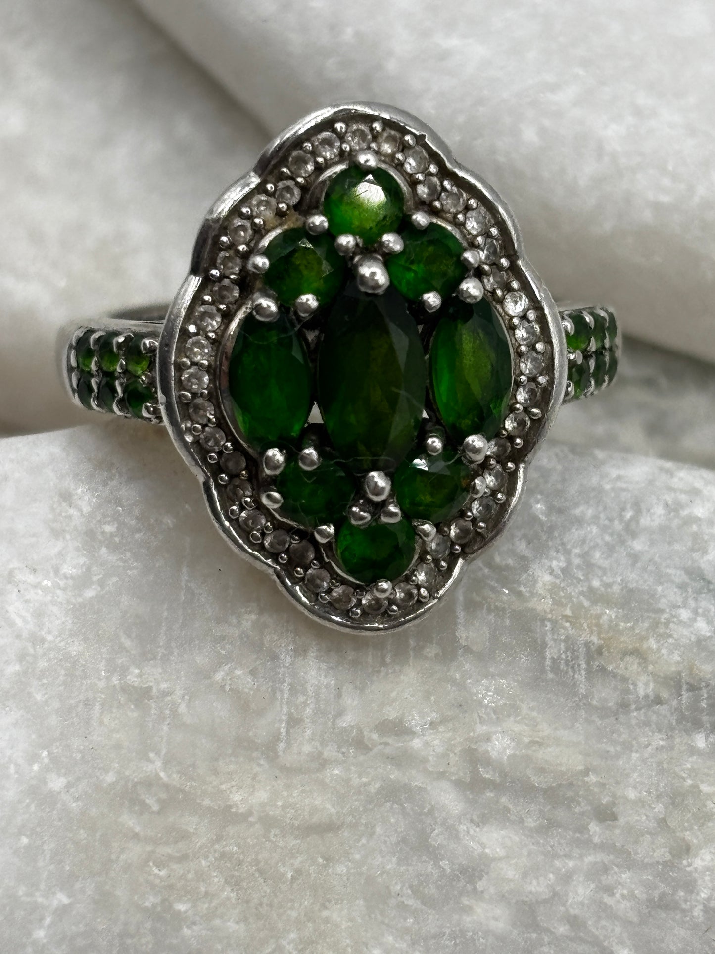 Vintage 925 Sterling Silver Chrome Diopside and Diamond Cluster Ring - Size R