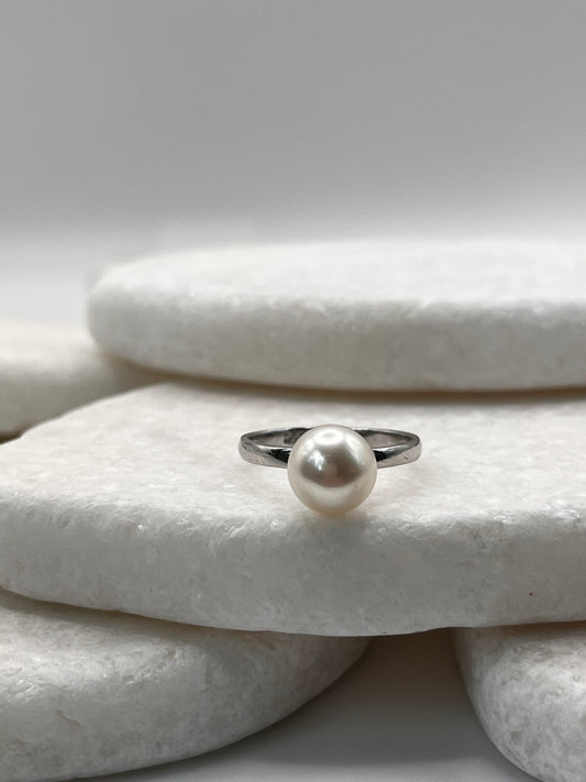 925 Sterling Silver Fresh Water Pearl Ring Size L