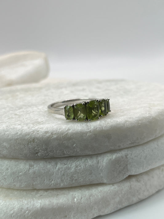 925 Sterling Silver Natural Peridot Five Stone Half Eternity Ring Size S