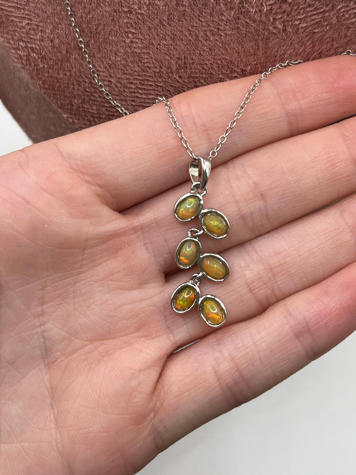 Vintage Ethiopian Opal Cascade Pendant Necklace – 925 Sterling Silver with 45cm Chain