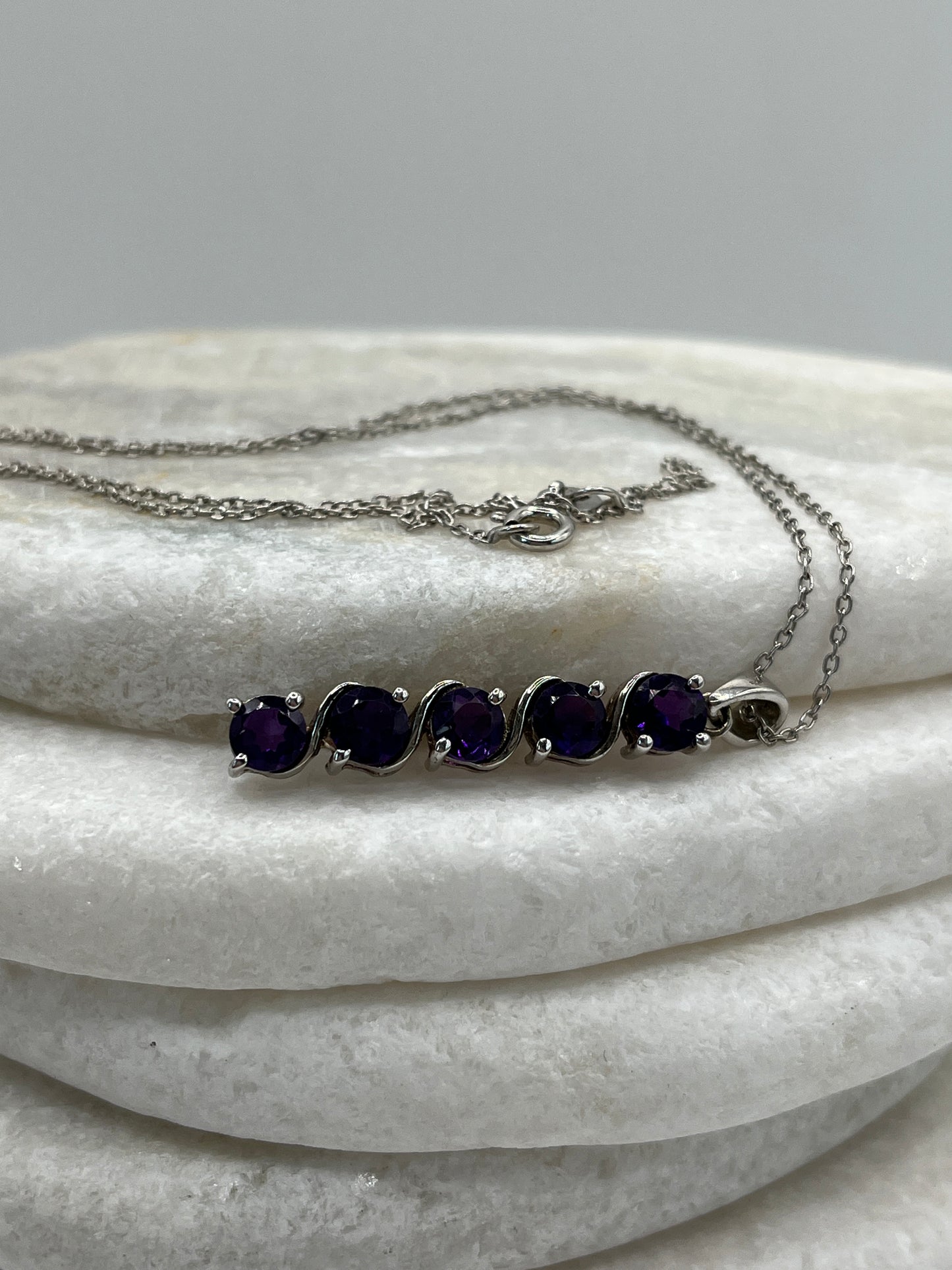 925 Sterling Silver Amethyst Five Stone Row Pendant On 45cm Chain