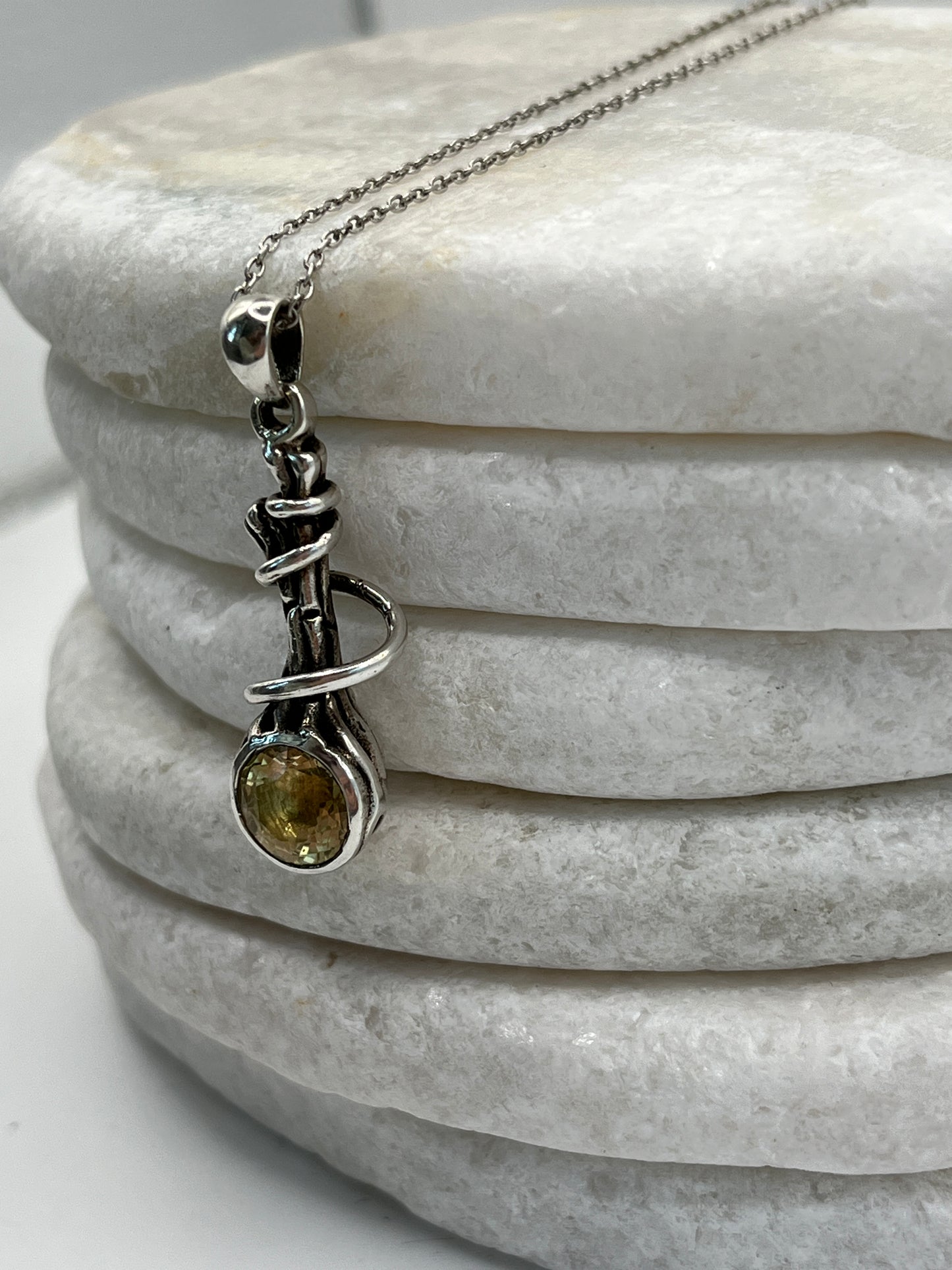 925 Sterling Silver Citrine Twist Pendant on 45cm Sterling Silver Chain