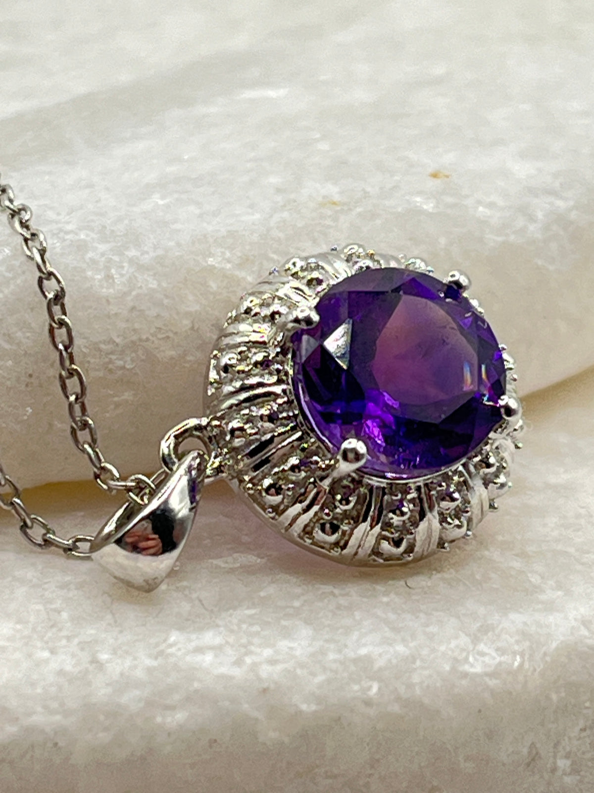 925 Sterling Silver Amethyst Halo Pendant on 45cm Sterling Silver Chain