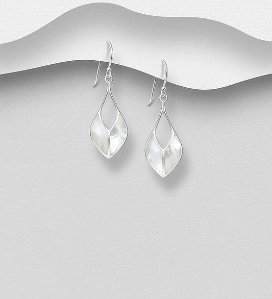 925 Sterling Silver Hook Earrings, Decorated with Shell