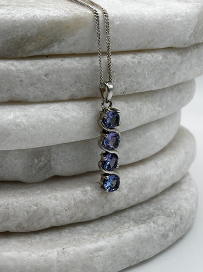 Vintage 925 Sterling Silver Tanzanite Twist Pendant on 45cm Chain