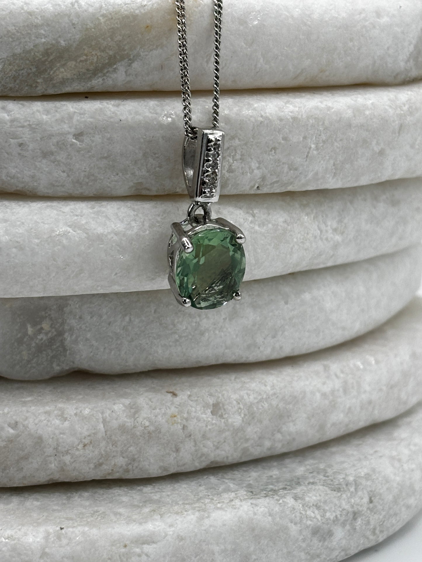 925 Sterling Silver Green Tourmaline Solitaire Pendant on 45cm Chain