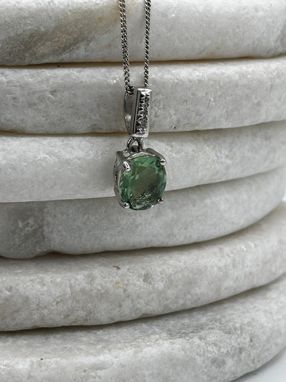 925 Sterling Silver Green Tourmaline Solitaire Pendant on 45cm Chain