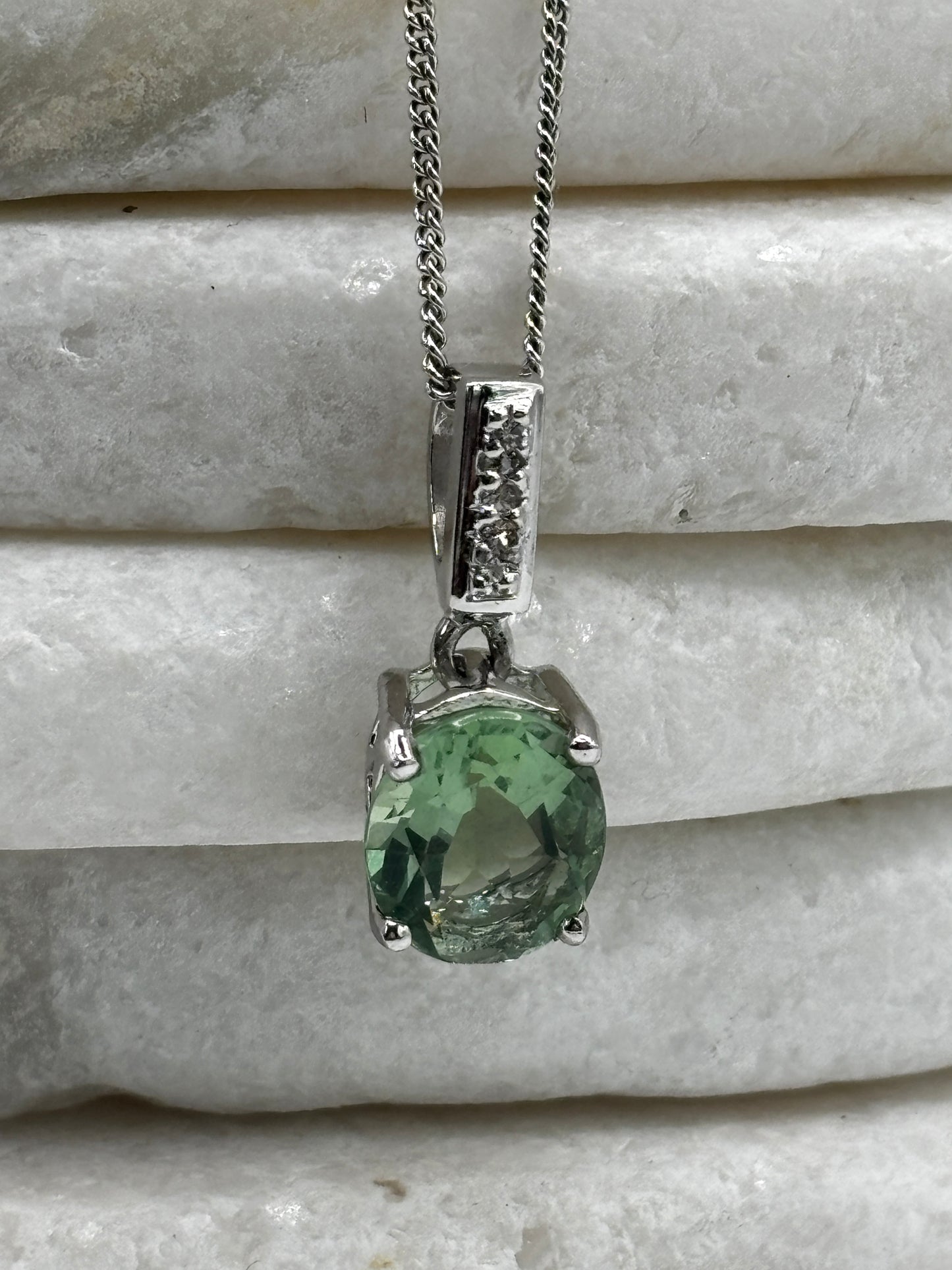 925 Sterling Silver Green Tourmaline Solitaire Pendant on 45cm Chain