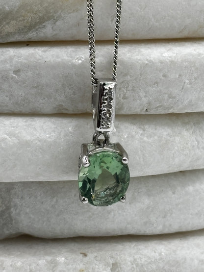 925 Sterling Silver Green Tourmaline Solitaire Pendant on 45cm Chain