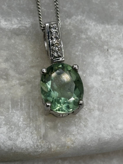 925 Sterling Silver Green Tourmaline Solitaire Pendant on 45cm Chain