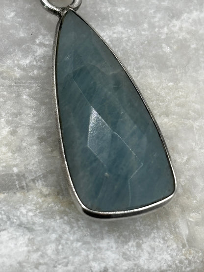 925 Sterling Silver Vintage Pear-Shaped Rose-Cut Pale Blue Aquamarine Pendant on 45cm Chain