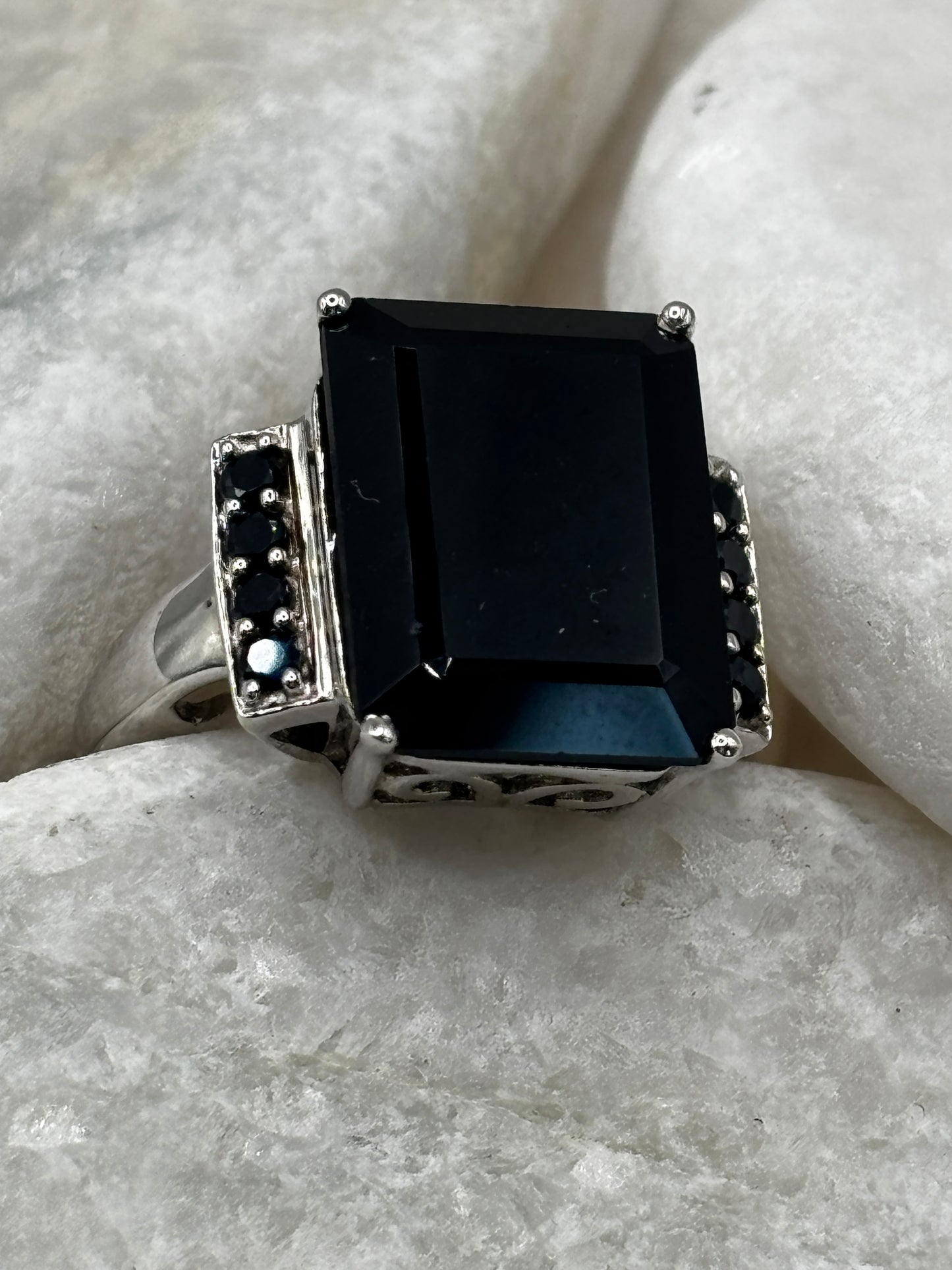925 Sterling Silver Black Spinel Statement Ring Size O