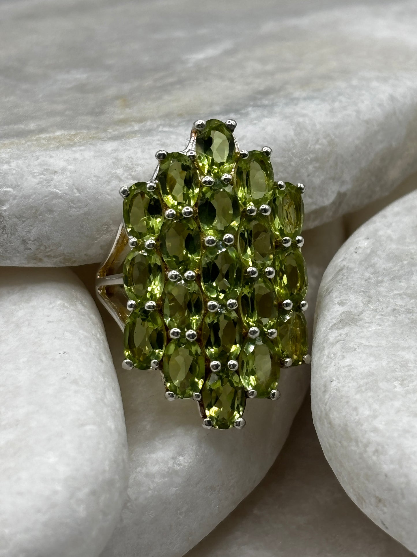 925 Sterling Silver Peridot Cluster Ring Size P