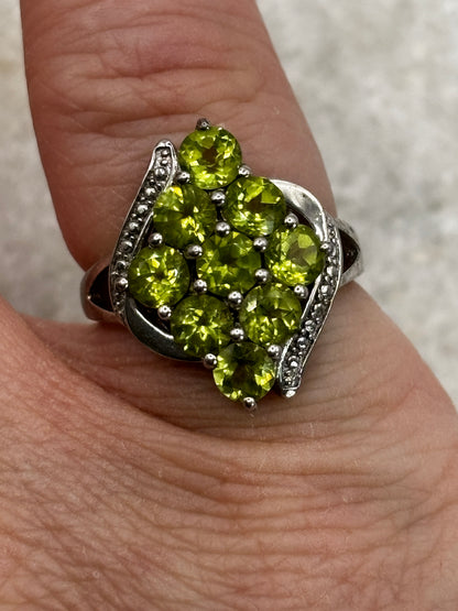 925 Sterling Silver Peridot Cluster Ring - Size M