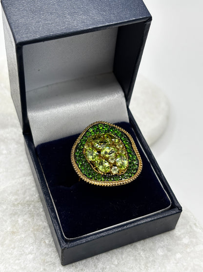 925 Sterling Silver Gold Guilded Peridot and Chrome Diopside Statement Ring - Size Q