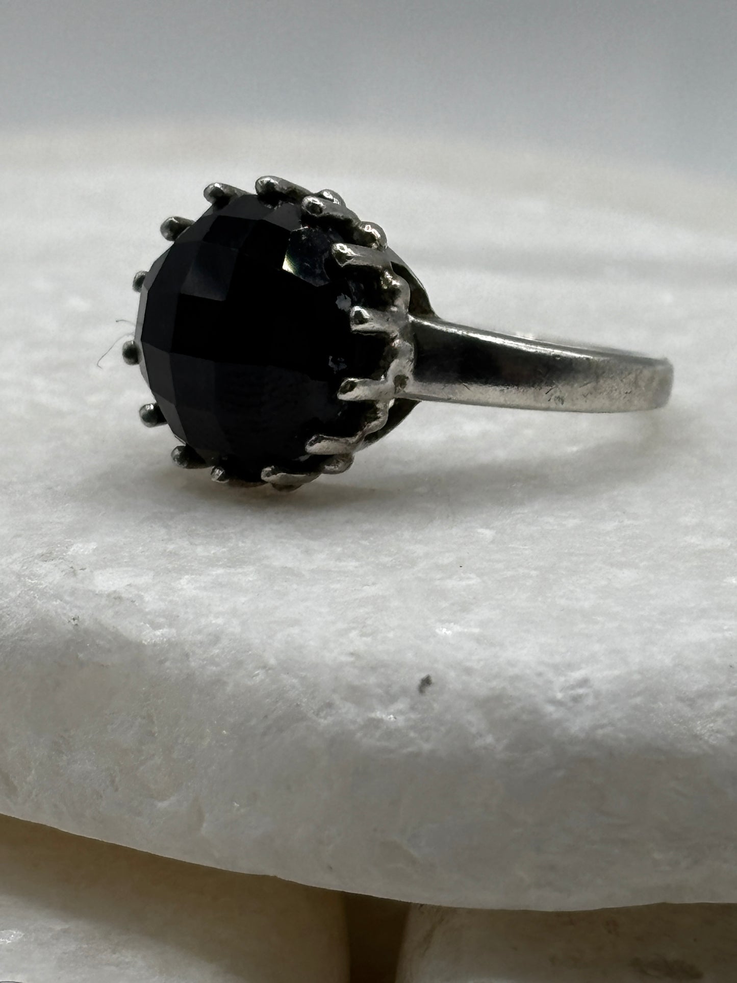 Vintage 925 Sterling Silver Channel Black Spinel Flower Ring - Size V