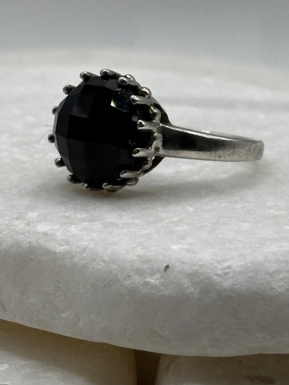 Vintage 925 Sterling Silver Channel Black Spinel Flower Ring - Size V