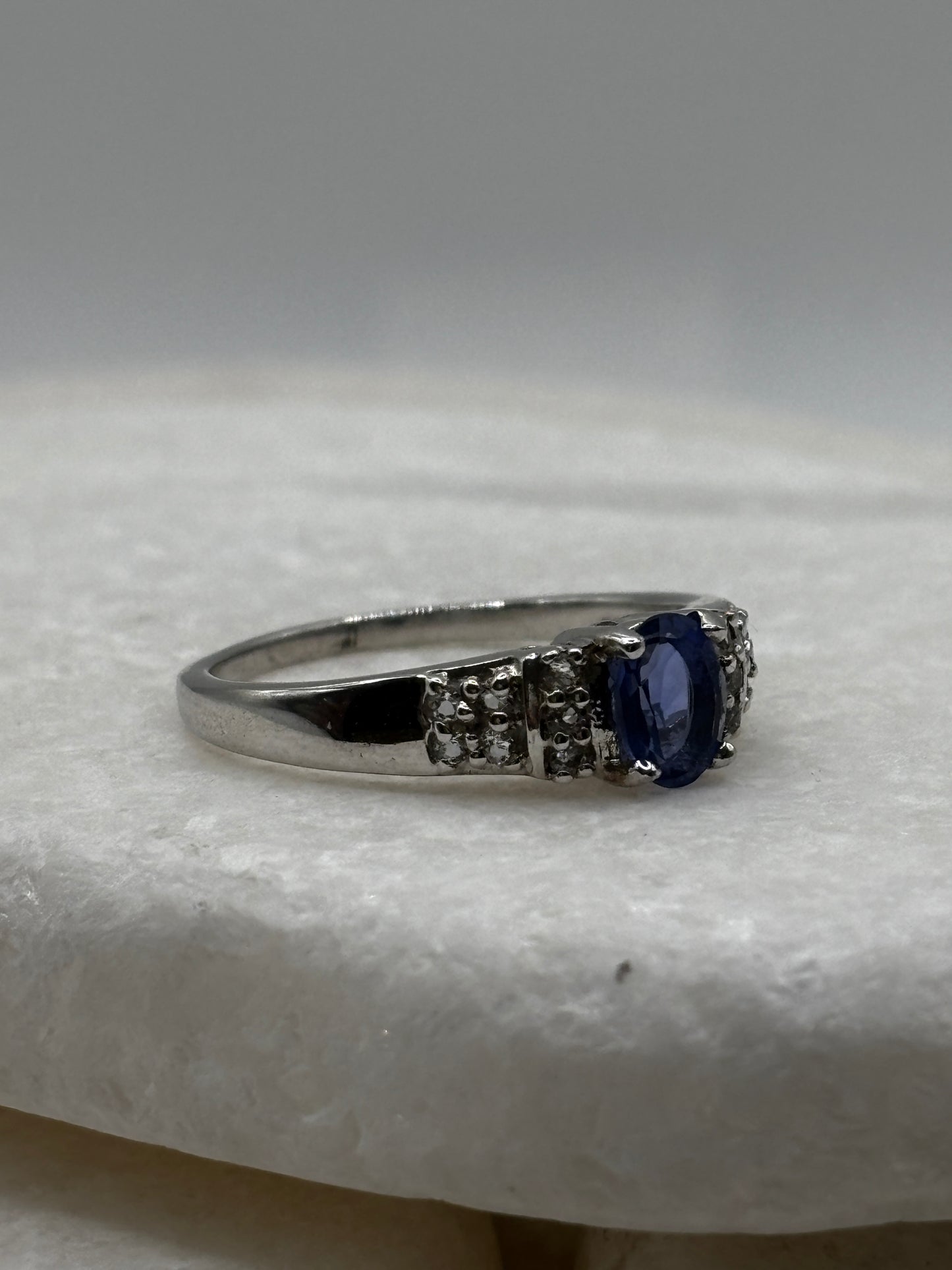 925 Sterling Silver Fluorite and Topaz Trilogy Style Ring - Size V