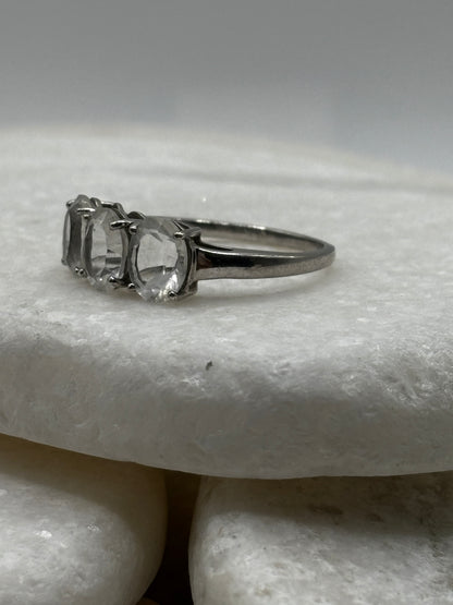 925 Sterling Silver Beryl Goshenite Trilogy Ring - Size U