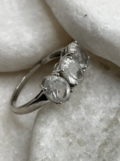 925 Sterling Silver Beryl Goshenite Trilogy Ring - Size U