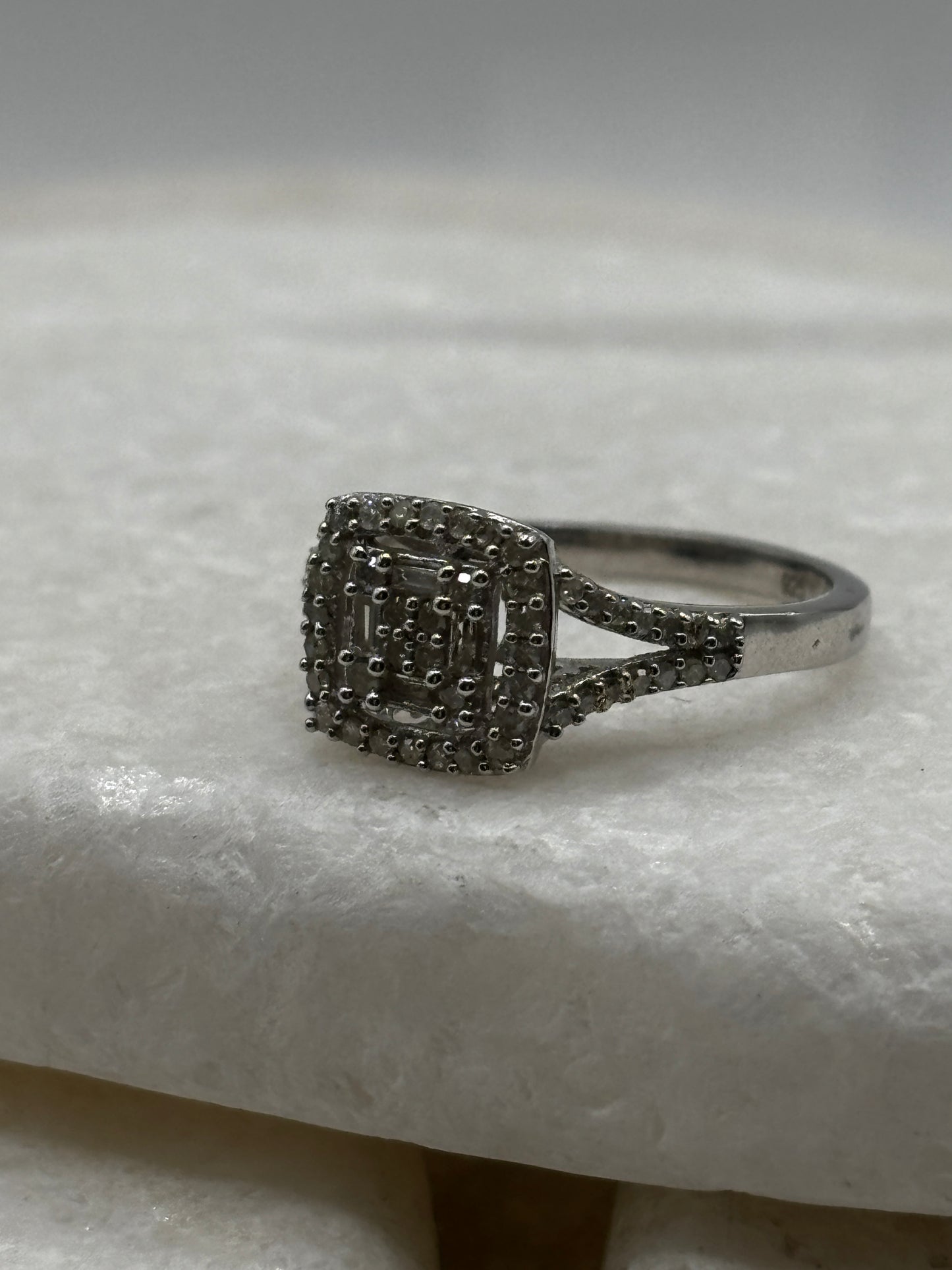 925 Sterling Silver Genuine Diamond Cluster Ring - Size M