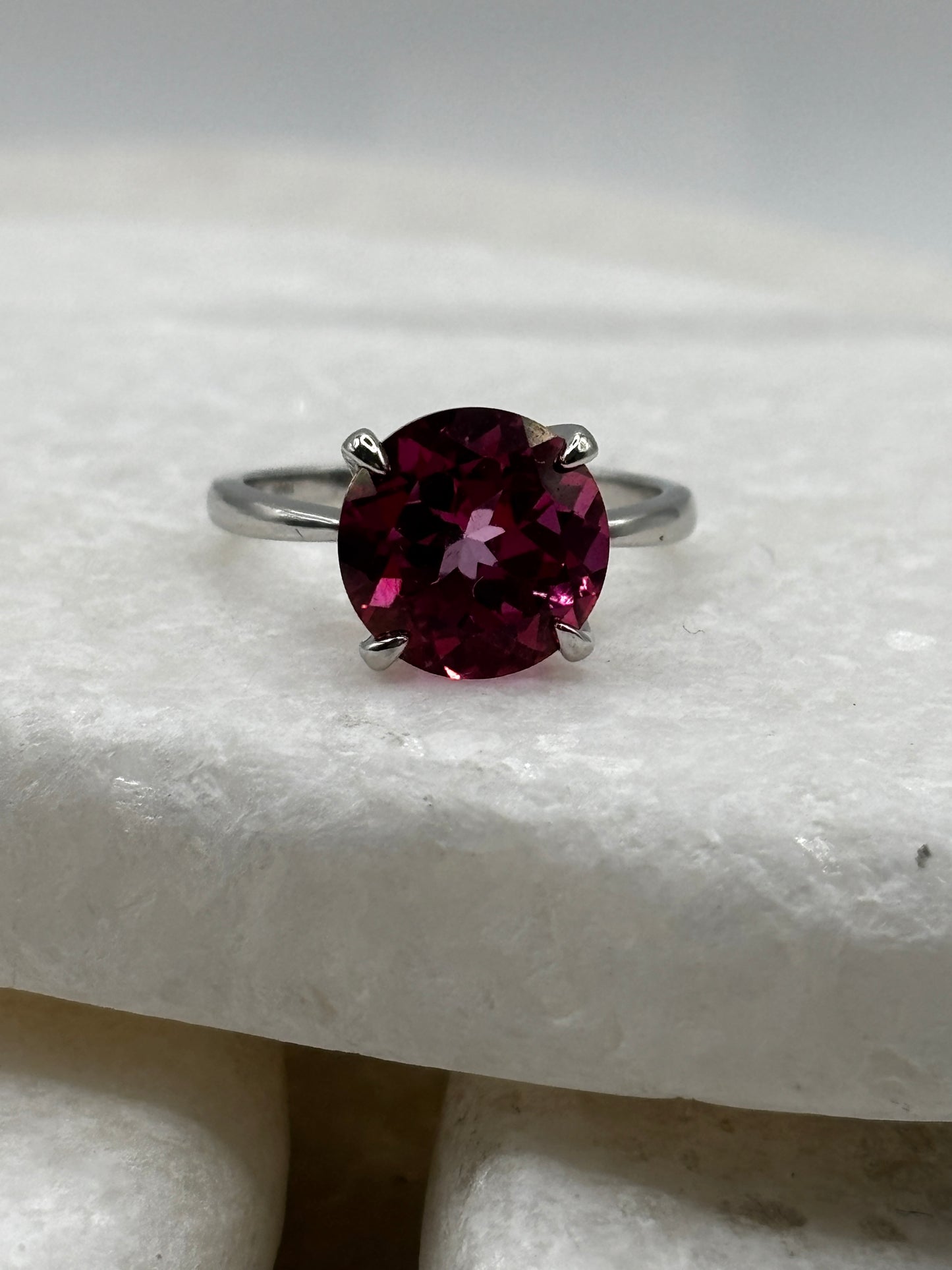 925 Sterling Silver Pink Topaz Solitaire Ring - Size M