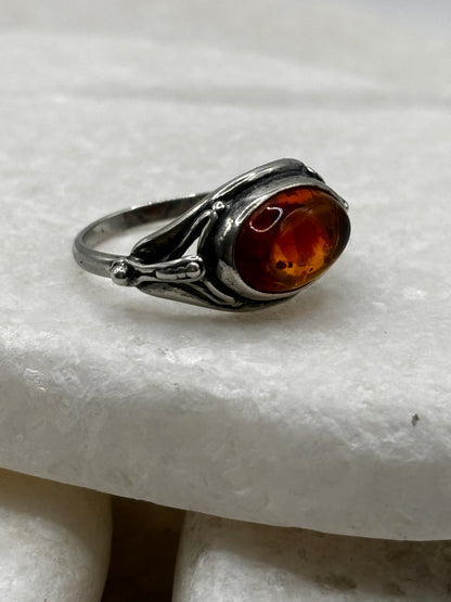 Vintage 925 Sterling Silver Oval Baltic Amber Ring - Size M