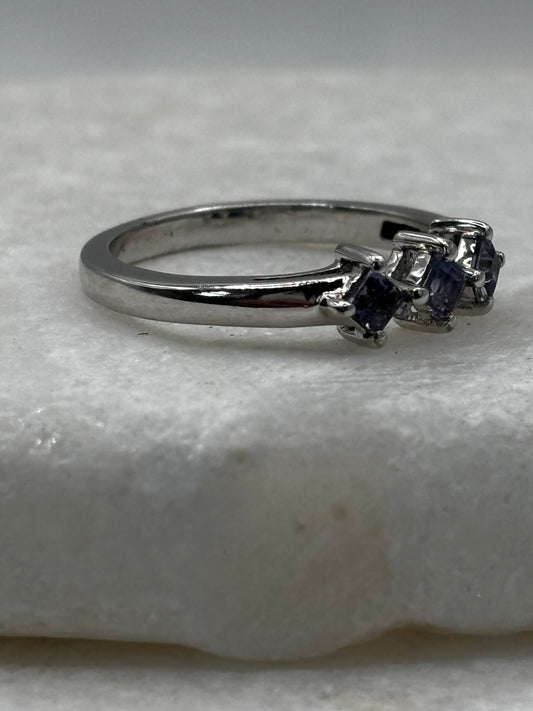 925 Sterling Silver Tanazanite Trilogy Ring - Size M