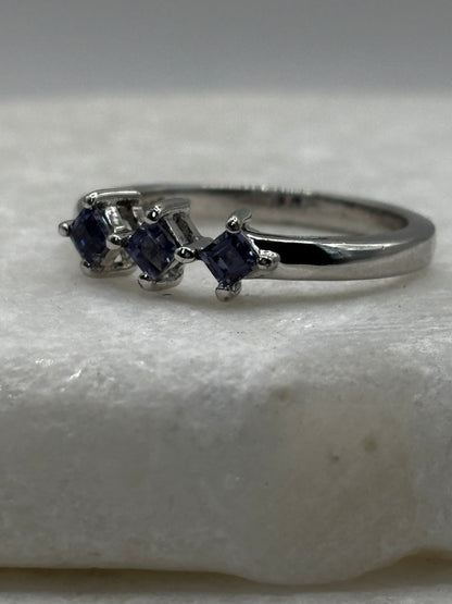 925 Sterling Silver Tanazanite Trilogy Ring - Size M