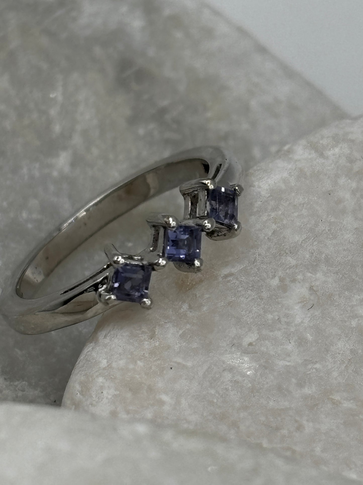 925 Sterling Silver Tanazanite Trilogy Ring - Size M