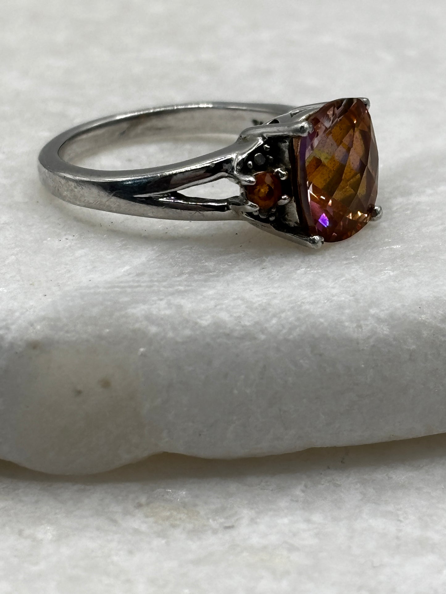 925 Sterling Silver Padparadscha Quartz Faceted Trilogy Ring - Size O