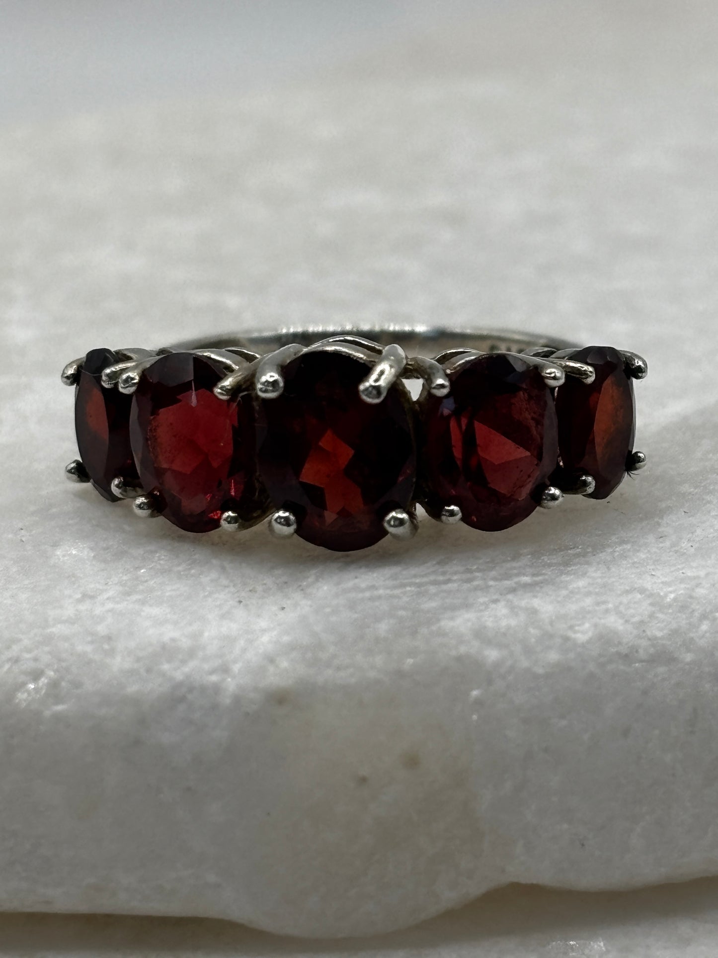 925 Sterling Silver Graduating Garnet Half Eternity Band Ring - Size O