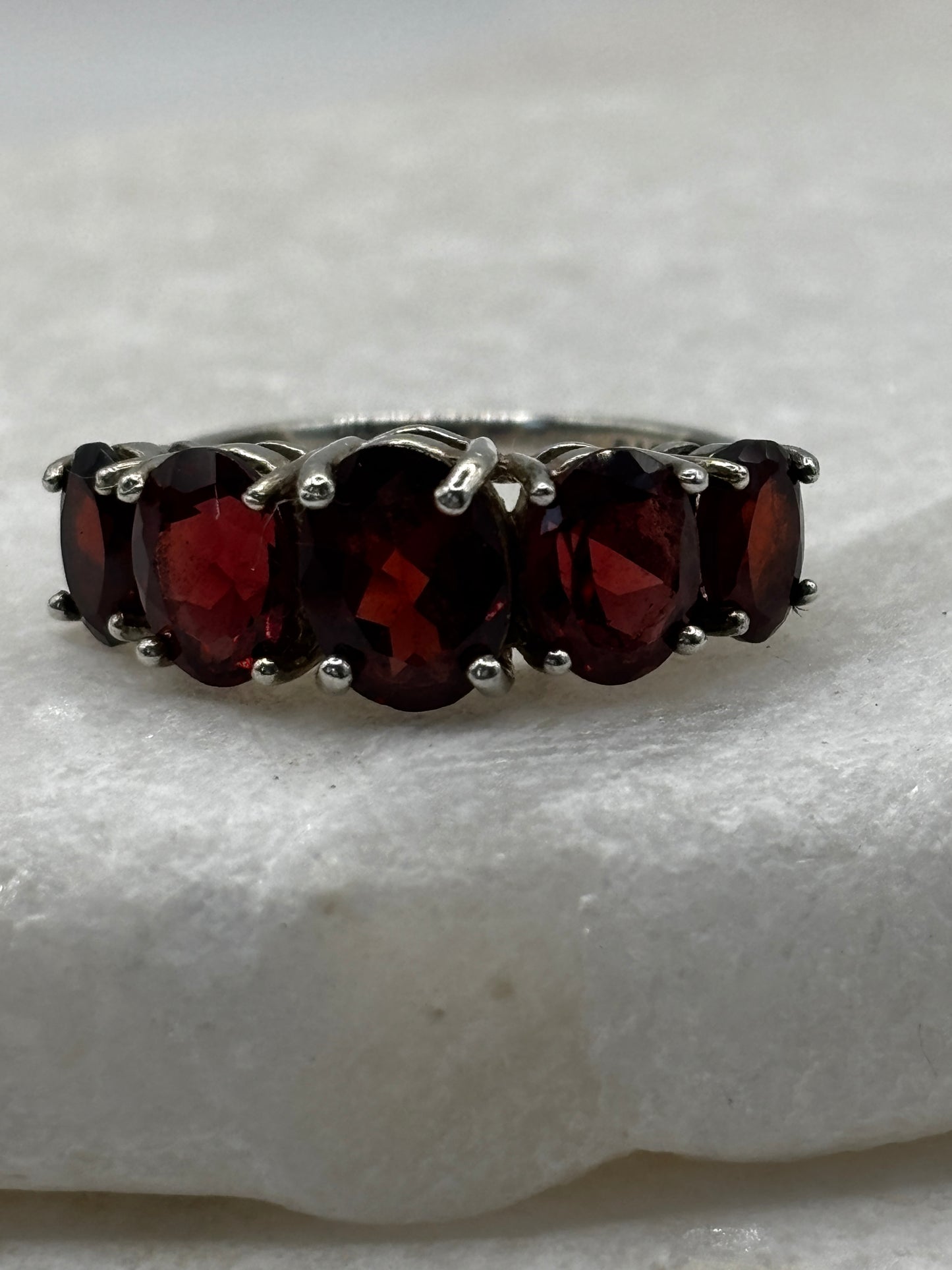 925 Sterling Silver Graduating Garnet Half Eternity Band Ring - Size O