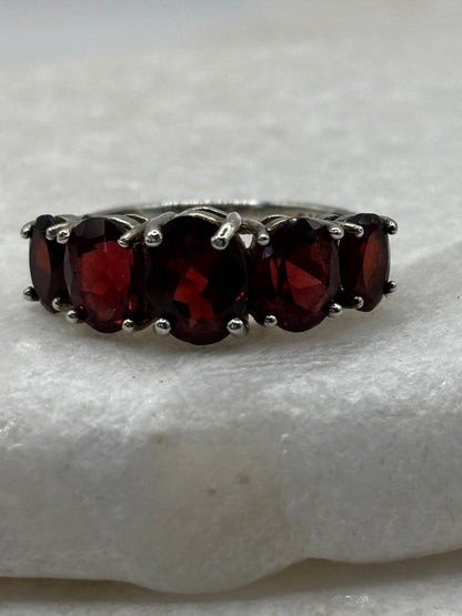925 Sterling Silver Graduating Garnet Half Eternity Band Ring - Size O