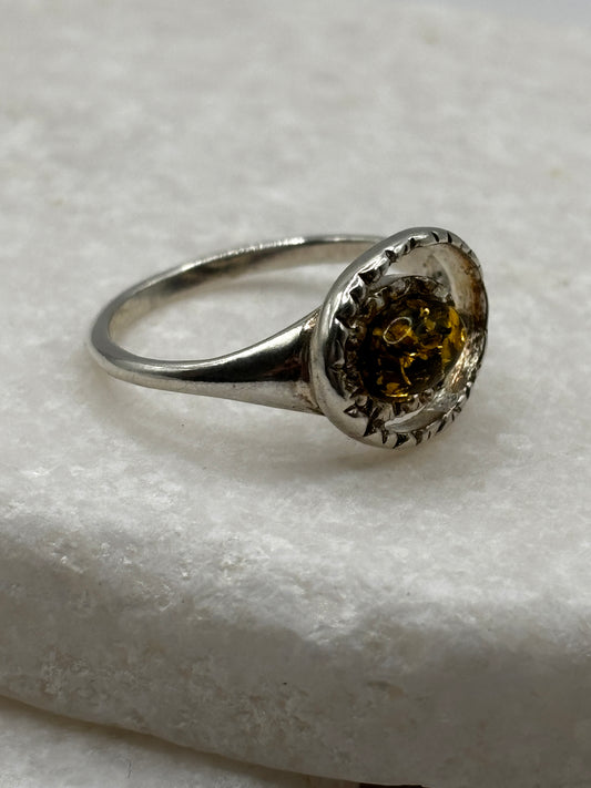 925 Sterling Silver Amber Hammered Ring – UK Size P