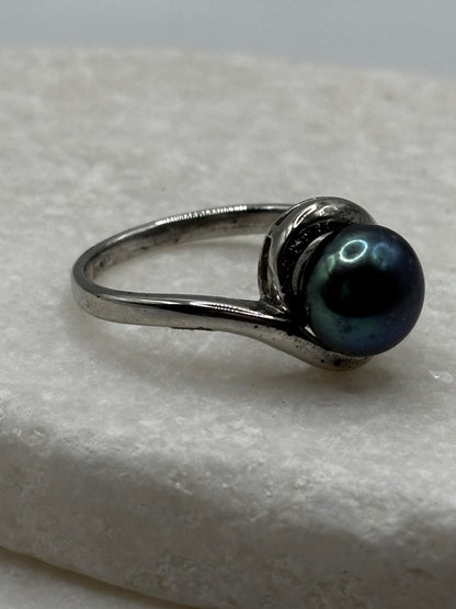 925 Sterling Silver Tahitian Pearl and White Zircon Twist Ring - UK Size V