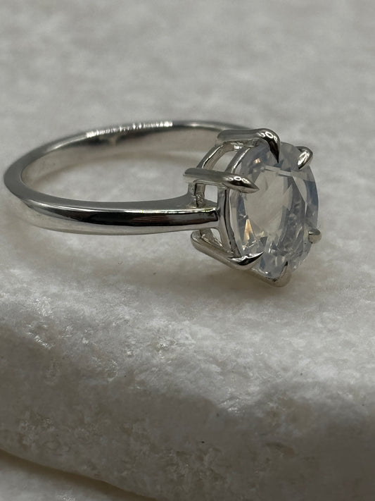 925 Sterling Silver Blue Moon Quartz Solitaire Ring - UK Size N