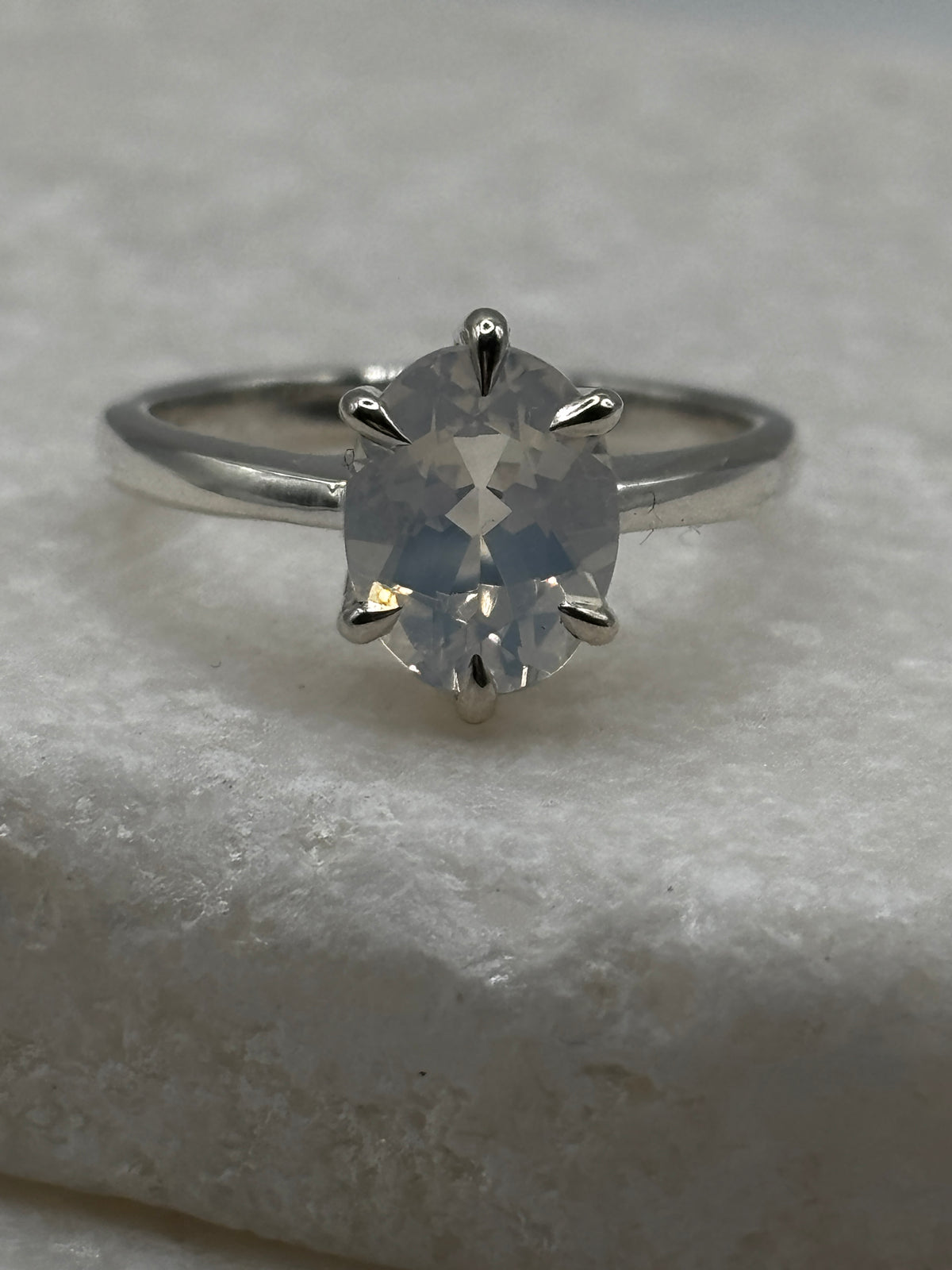 925 Sterling Silver Blue Moon Quartz Solitaire Ring - UK Size N