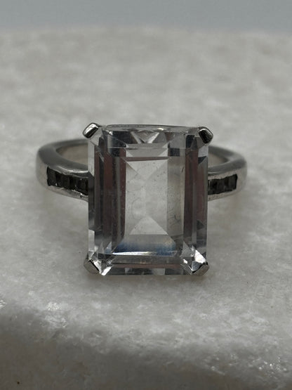 Vintage 925 Sterling Silver Large Emerald Cut Quartz Ring - Size O