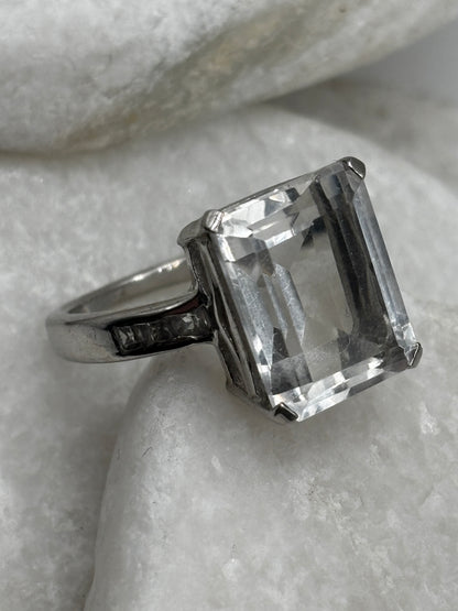 Vintage 925 Sterling Silver Large Emerald Cut Quartz Ring - Size O