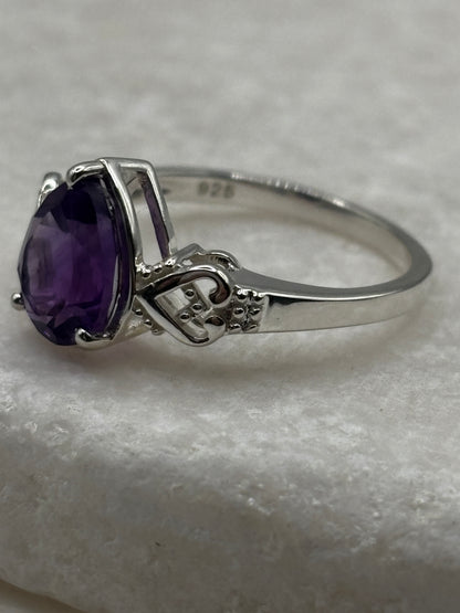 925 Sterling Silver Amethyst Teardrop Ring - Size O