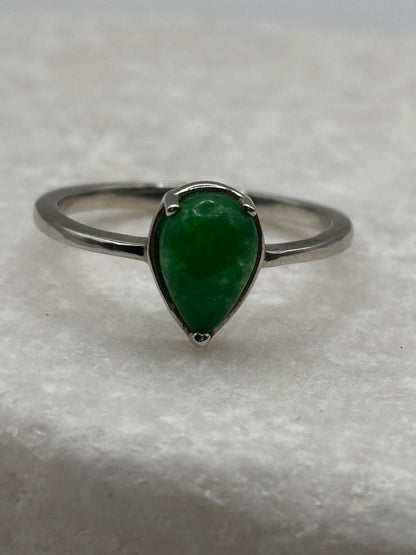 925 Sterling Silver Teardrop Jade Ring - Size O