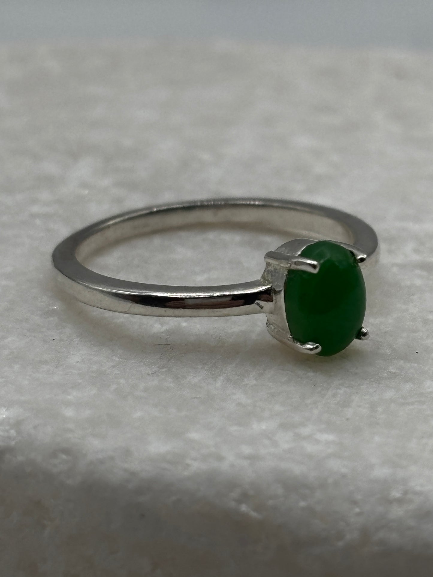 925 Sterling Silver Oval Jade Ring - Size O