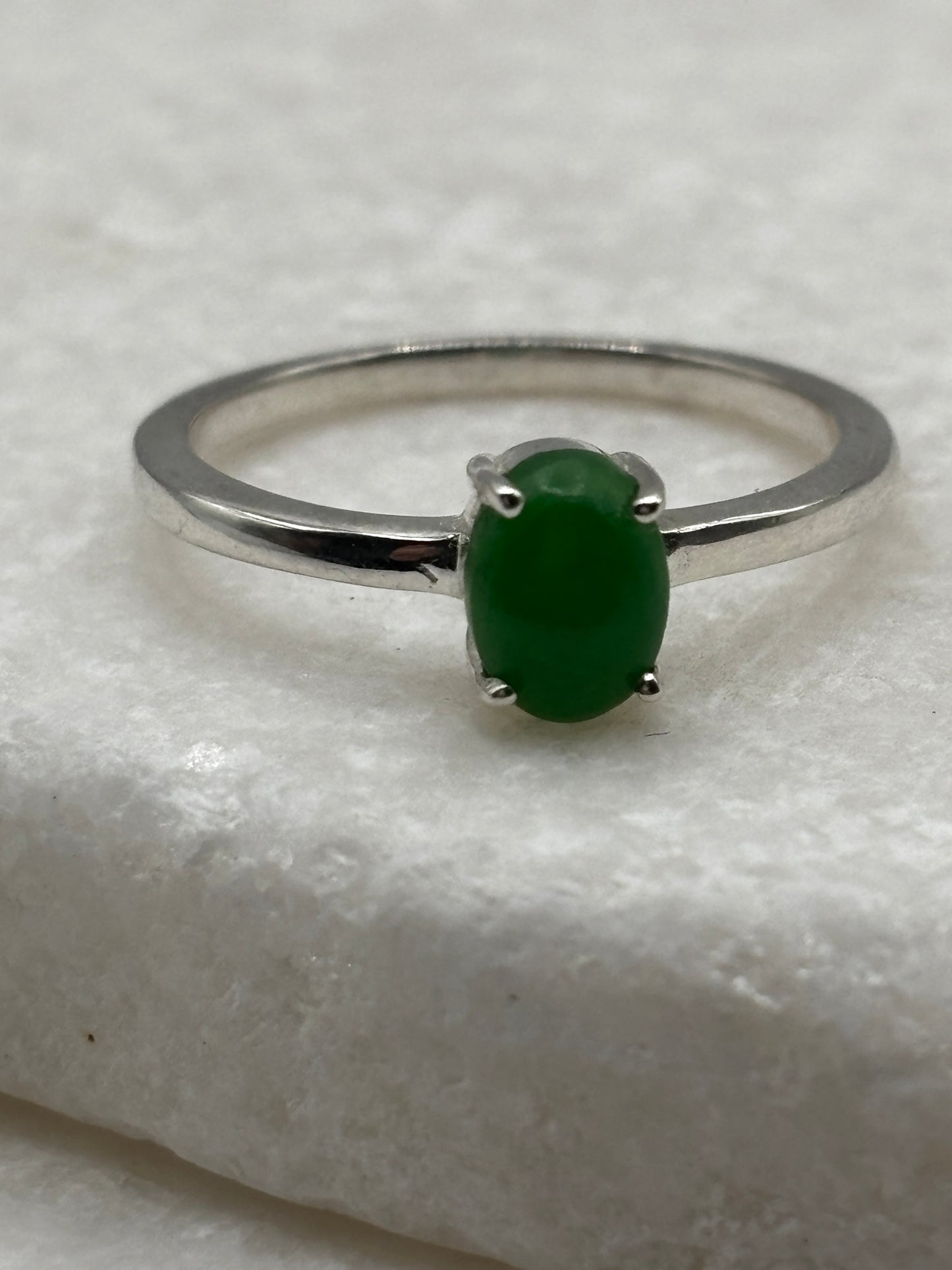 925 Sterling Silver Oval Jade Ring - Size O