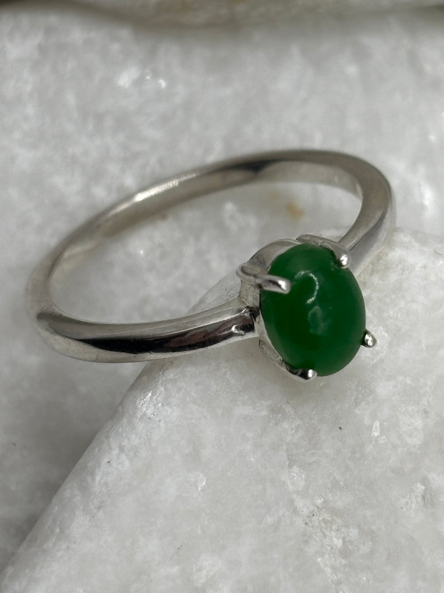 925 Sterling Silver Oval Jade Ring - Size O