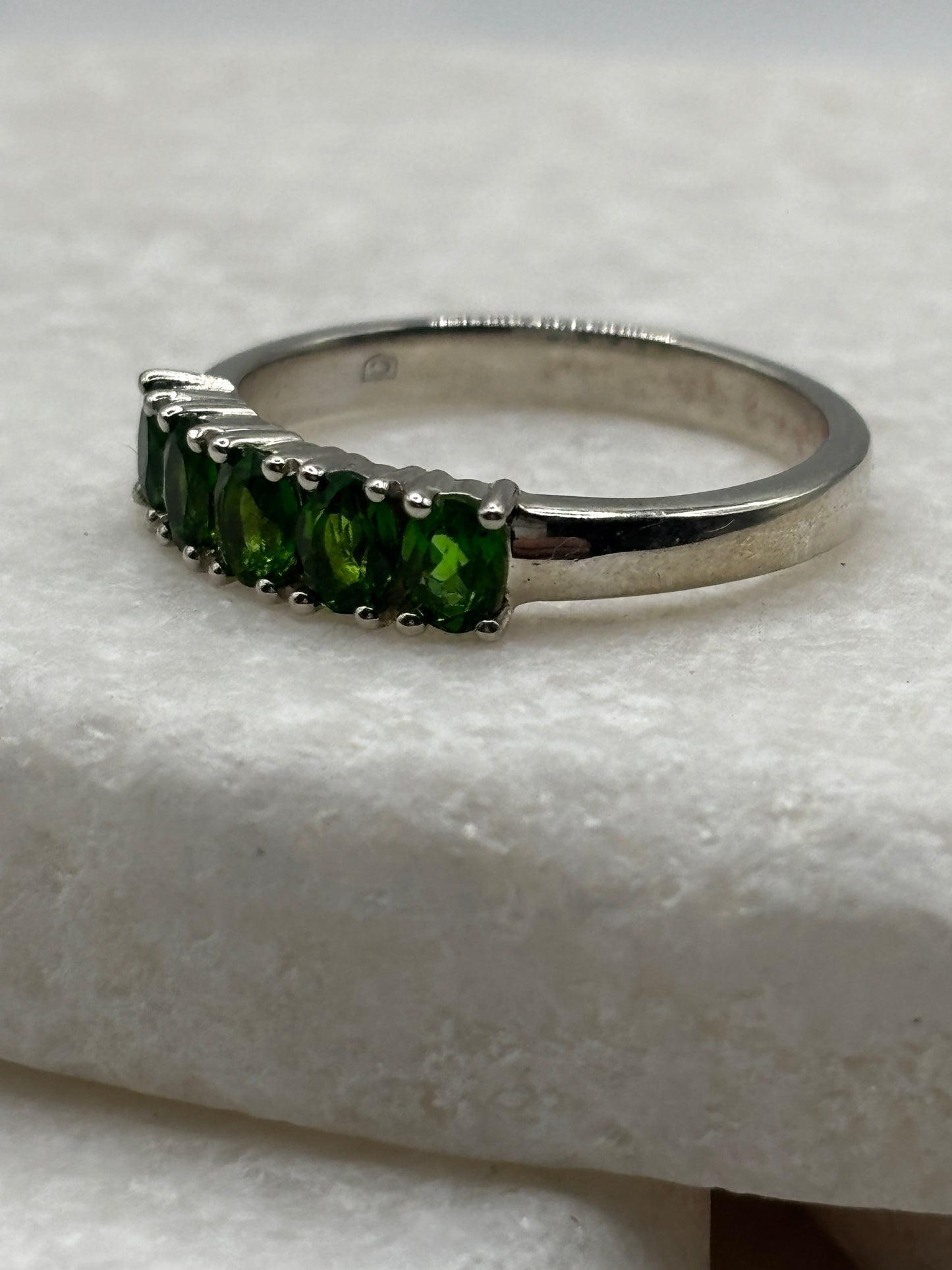 925 Sterling Silver Chrome Diopside 5 Stone Half Eternity Ring - Size O