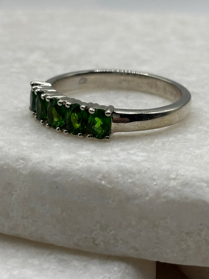 925 Sterling Silver Chrome Diopside 5 Stone Half Eternity Ring - Size O